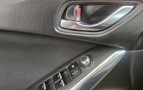 Mazda 6, 2018 год, 1 745 000 рублей, 18 фотография