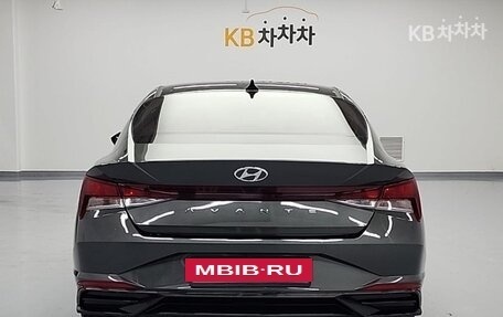 Hyundai Elantra, 2022 год, 1 400 000 рублей, 3 фотография