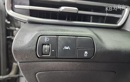 Hyundai Elantra, 2022 год, 1 400 000 рублей, 15 фотография