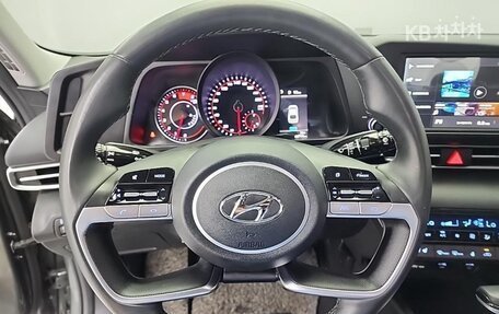 Hyundai Elantra, 2022 год, 1 400 000 рублей, 7 фотография