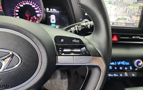 Hyundai Elantra, 2022 год, 1 400 000 рублей, 14 фотография