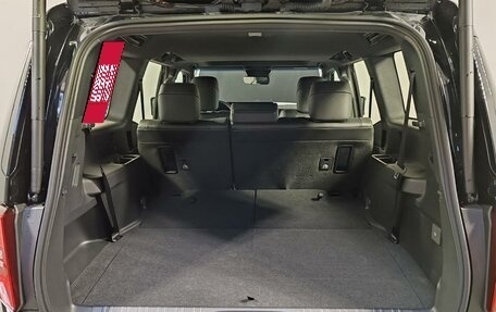 Toyota Land Cruiser Prado, 2024 год, 12 290 000 рублей, 10 фотография