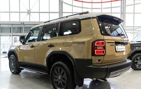 Toyota Land Cruiser Prado, 2024 год, 10 690 000 рублей, 4 фотография