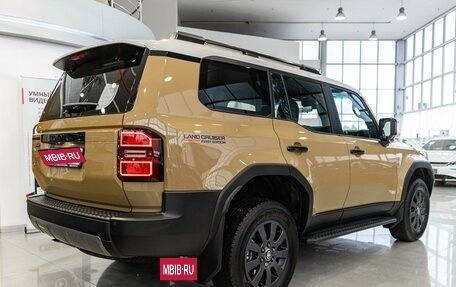 Toyota Land Cruiser Prado, 2024 год, 10 690 000 рублей, 6 фотография