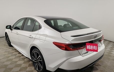 Toyota Camry, 2024 год, 4 790 000 рублей, 7 фотография