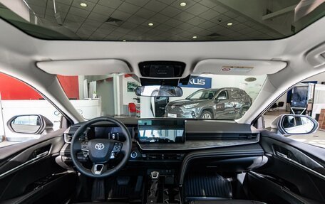 Toyota Camry, 2024 год, 4 690 000 рублей, 9 фотография