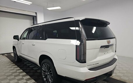 Cadillac Escalade V, 2025 год, 19 490 000 рублей, 7 фотография