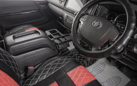 Toyota HiAce H200, 2016 год, 3 599 000 рублей, 9 фотография