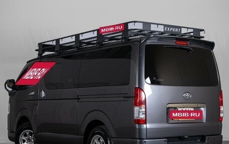 Toyota HiAce H200, 2016 год, 3 599 000 рублей, 7 фотография