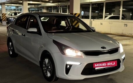 KIA Rio IV, 2018 год, 1 400 000 рублей, 2 фотография