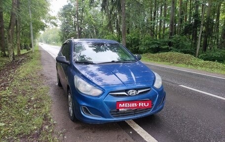 Hyundai Solaris II рестайлинг, 2013 год, 750 000 рублей, 8 фотография