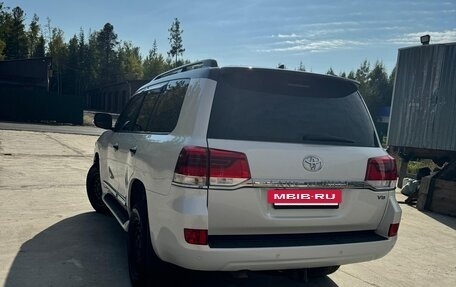 Toyota Land Cruiser 200, 2019 год, 7 250 000 рублей, 3 фотография