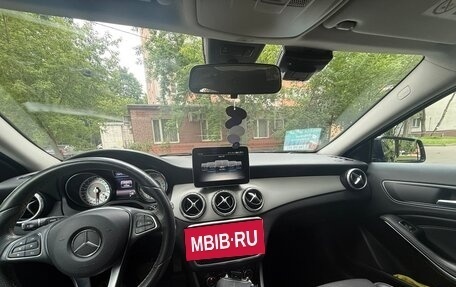 Mercedes-Benz GLA, 2016 год, 1 800 000 рублей, 4 фотография