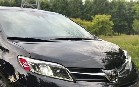 Toyota Sienna III, 2020 год, 4 295 000 рублей, 9 фотография