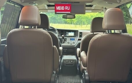 Toyota Sienna III, 2020 год, 4 295 000 рублей, 22 фотография
