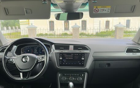 Volkswagen Tiguan II, 2018 год, 2 550 000 рублей, 6 фотография