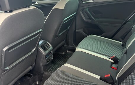 Volkswagen Tiguan II, 2018 год, 2 550 000 рублей, 8 фотография