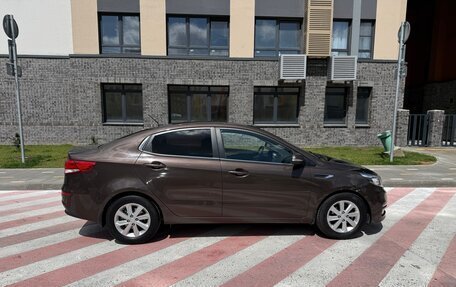 KIA Rio III рестайлинг, 2016 год, 860 000 рублей, 3 фотография
