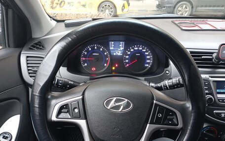 Hyundai Solaris II рестайлинг, 2014 год, 770 000 рублей, 7 фотография