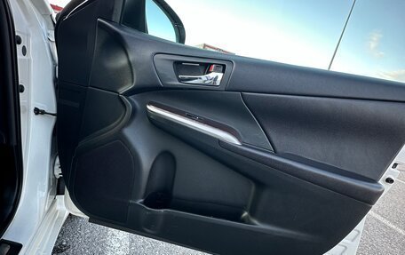Toyota Camry, 2017 год, 2 100 000 рублей, 8 фотография