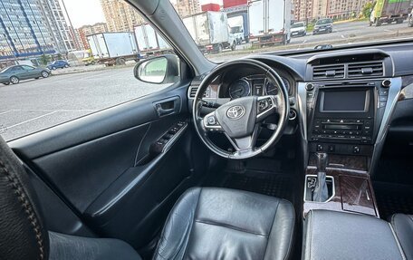 Toyota Camry, 2017 год, 2 100 000 рублей, 20 фотография