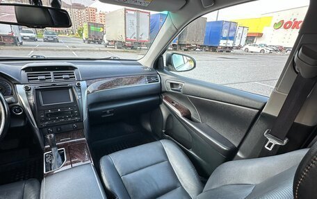 Toyota Camry, 2017 год, 2 100 000 рублей, 21 фотография