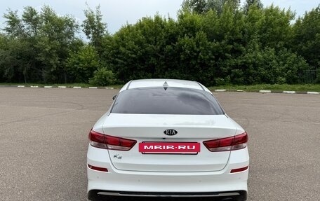 KIA K5 II, 2019 год, 1 850 000 рублей, 5 фотография