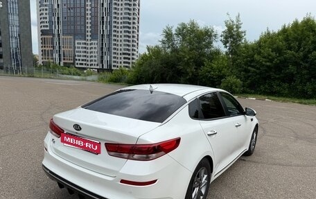 KIA K5 II, 2019 год, 1 850 000 рублей, 6 фотография