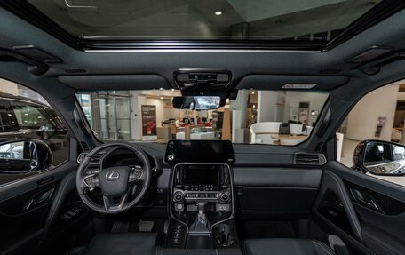 Lexus LX, 2024 год, 21 650 000 рублей, 15 фотография