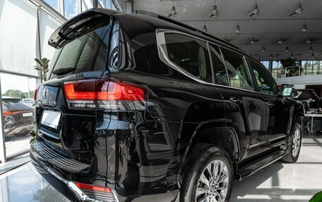 Toyota Land Cruiser, 2023 год, 17 440 000 рублей, 6 фотография