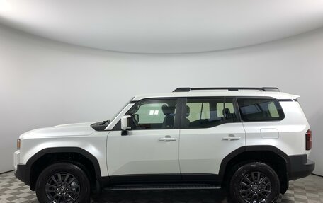 Toyota Land Cruiser Prado, 2024 год, 9 290 000 рублей, 8 фотография