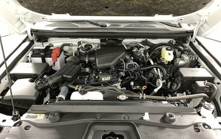 Toyota Land Cruiser Prado, 2024 год, 9 290 000 рублей, 9 фотография