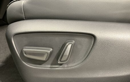 Toyota Land Cruiser Prado, 2024 год, 9 290 000 рублей, 22 фотография