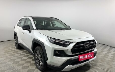 Toyota RAV4, 2024 год, 5 180 000 рублей, 3 фотография