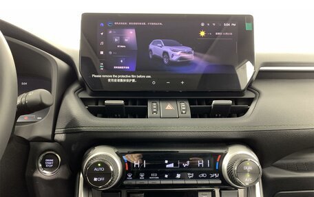Toyota RAV4, 2024 год, 5 180 000 рублей, 15 фотография