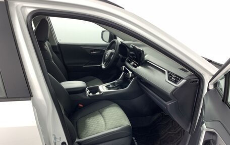 Toyota RAV4, 2024 год, 5 180 000 рублей, 20 фотография