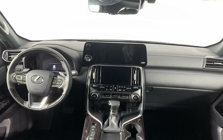 Lexus LX, 2024 год, 21 650 000 рублей, 14 фотография