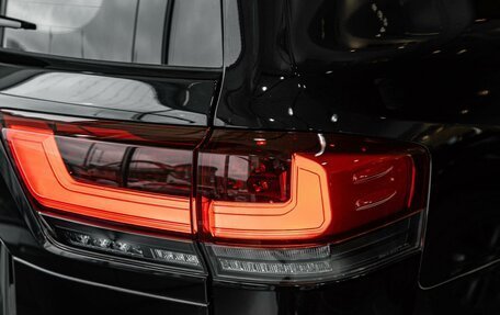 Toyota Land Cruiser, 2023 год, 13 950 000 рублей, 9 фотография