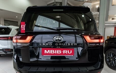 Toyota Land Cruiser, 2023 год, 13 950 000 рублей, 5 фотография