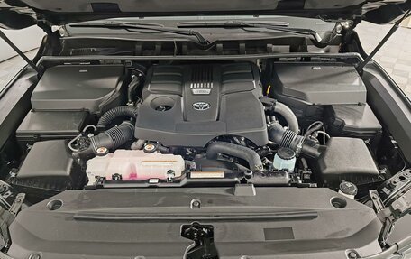 Toyota Land Cruiser, 2023 год, 15 390 000 рублей, 9 фотография