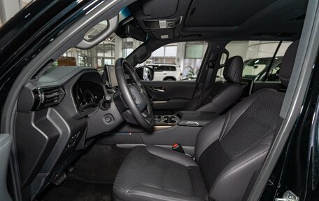 Toyota Land Cruiser, 2023 год, 13 950 000 рублей, 13 фотография