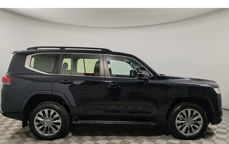 Toyota Land Cruiser, 2023 год, 15 390 000 рублей, 4 фотография