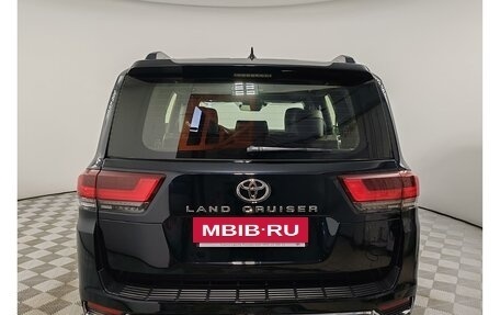 Toyota Land Cruiser, 2023 год, 15 390 000 рублей, 6 фотография