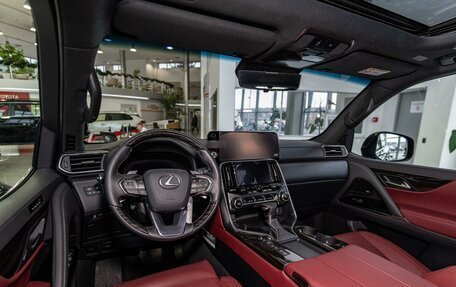 Lexus LX, 2024 год, 19 330 000 рублей, 12 фотография