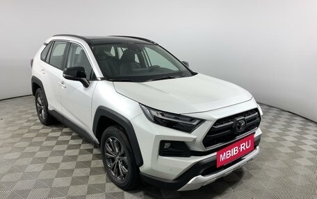 Toyota RAV4, 2024 год, 4 650 000 рублей, 3 фотография