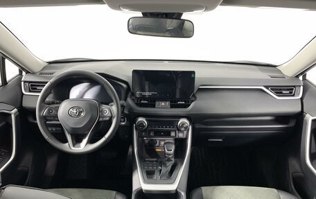 Toyota RAV4, 2024 год, 4 650 000 рублей, 14 фотография