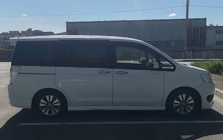 Honda Stepwgn IV, 2013 год, 1 730 000 рублей, 3 фотография