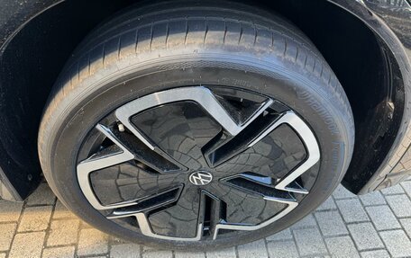 Volkswagen Tiguan, 2024 год, 4 250 000 рублей, 7 фотография