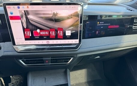 Volkswagen Tiguan, 2024 год, 4 250 000 рублей, 4 фотография