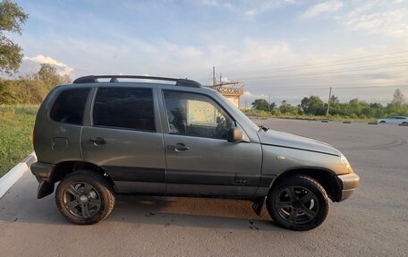 Chevrolet Niva I рестайлинг, 2004 год, 380 000 рублей, 2 фотография